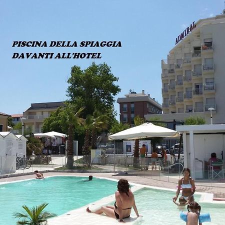 Hotel Admiral - On The Beach Riccione Exterior photo
