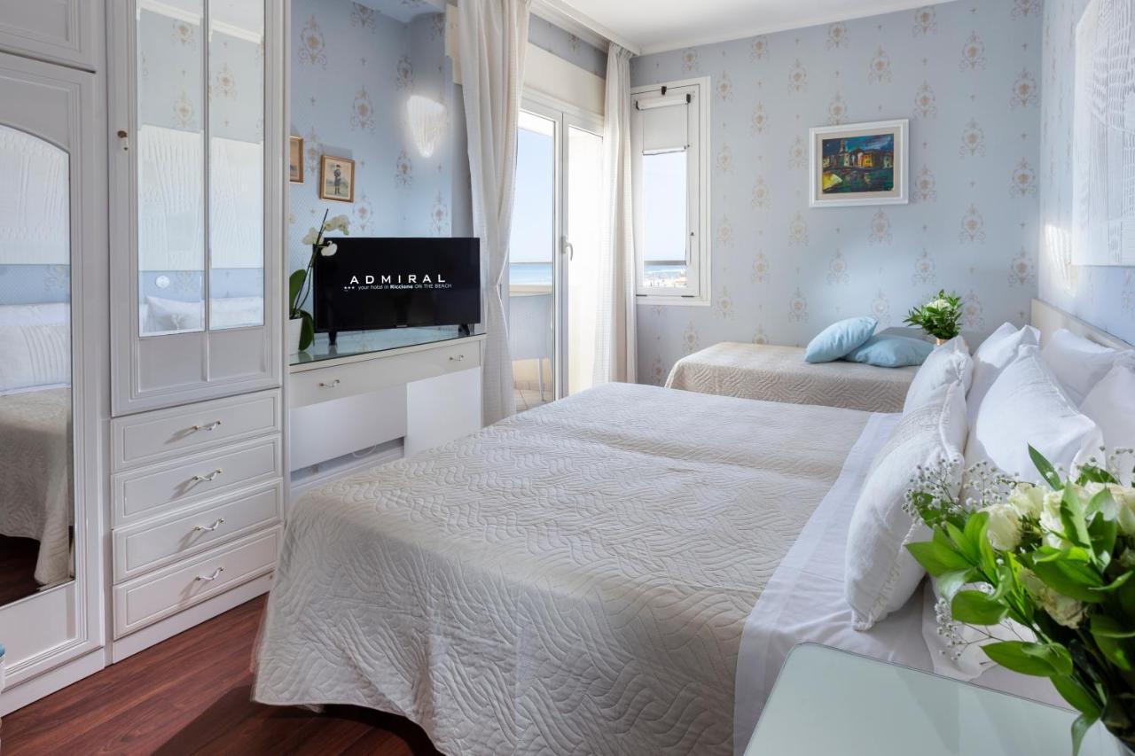 Hotel Admiral - On The Beach Riccione Exterior photo